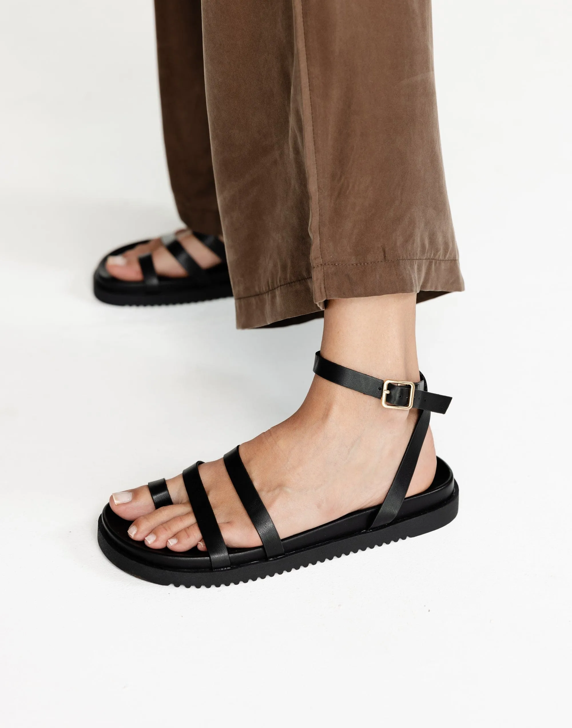 Astrid Sandals (Black) - By Billini