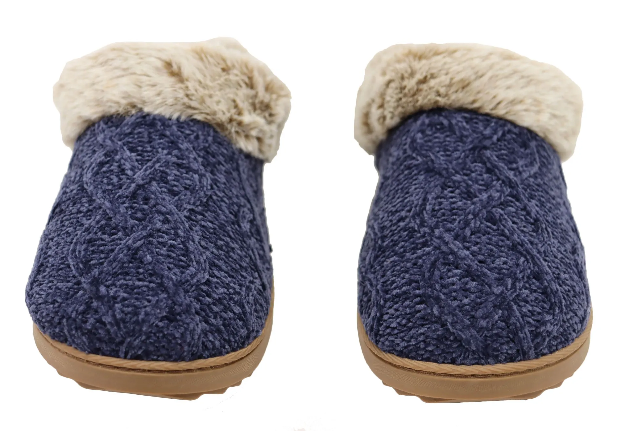 Dearfoams Womens Comfortable Hannah Chenille Knit Clog Slippers