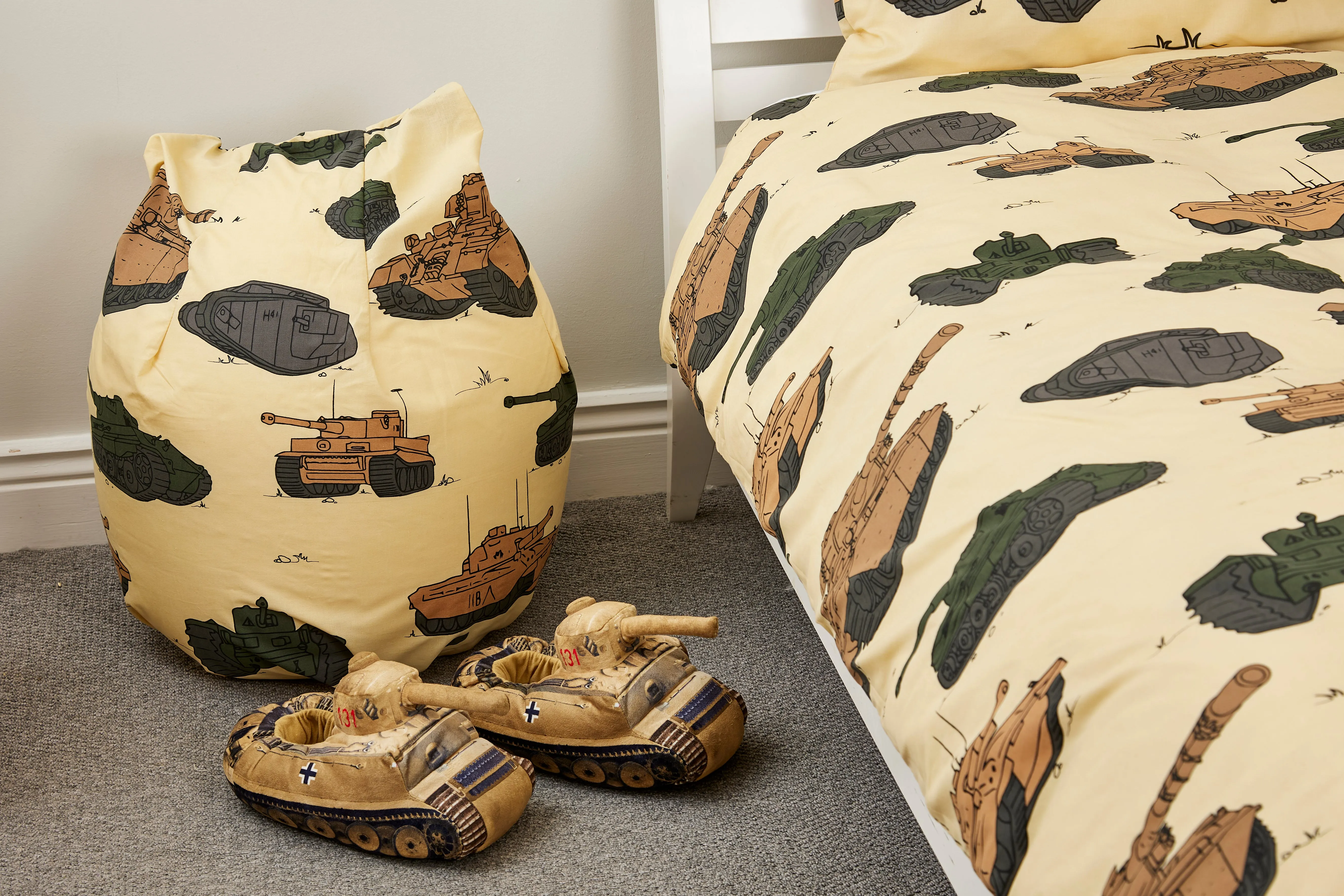 Tiger 131 Tank Slippers