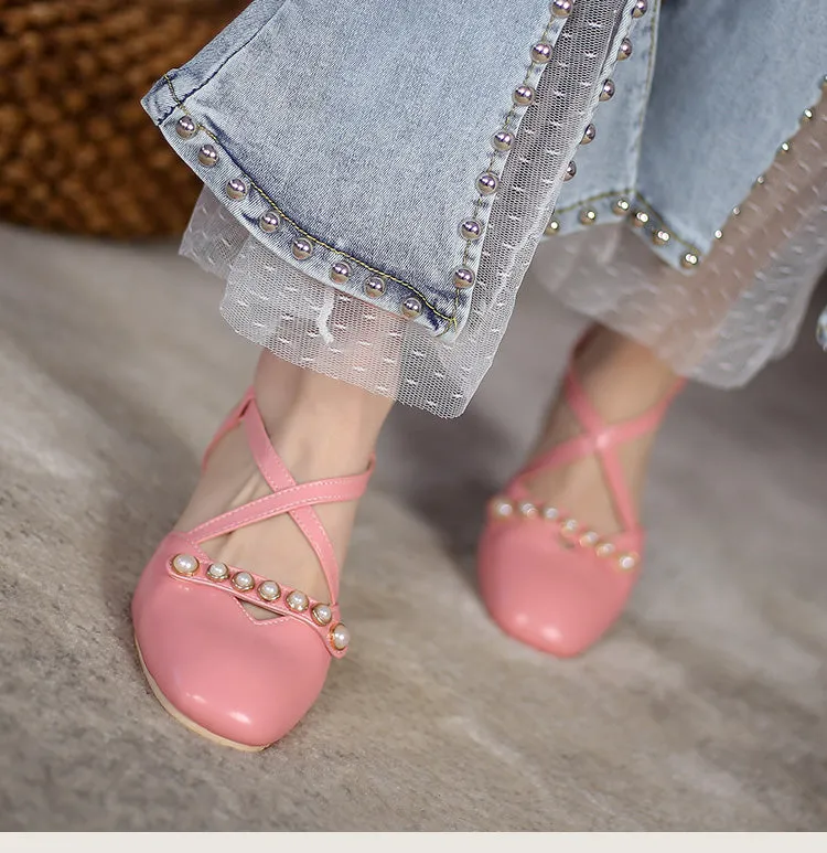 Women's Square Closed Toe Hollow Out Beading Medium Block Heel Sandals